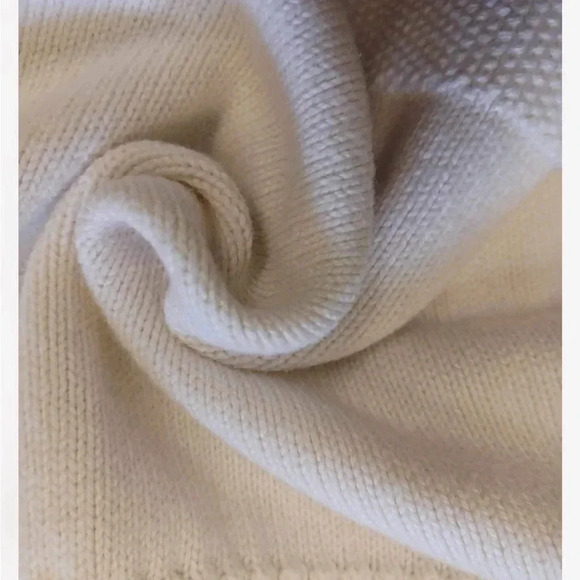 Tommy Hilfiger Wool Blend Knit Cream Cardigan Sweater Size 3T - Picture 8 of 8